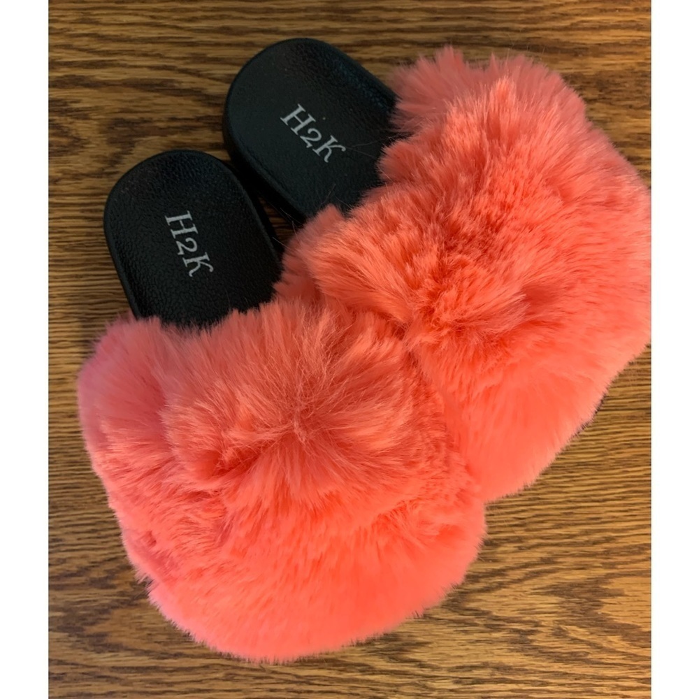 K2K Children’s fury coral molded rubber slippers size 13 kids